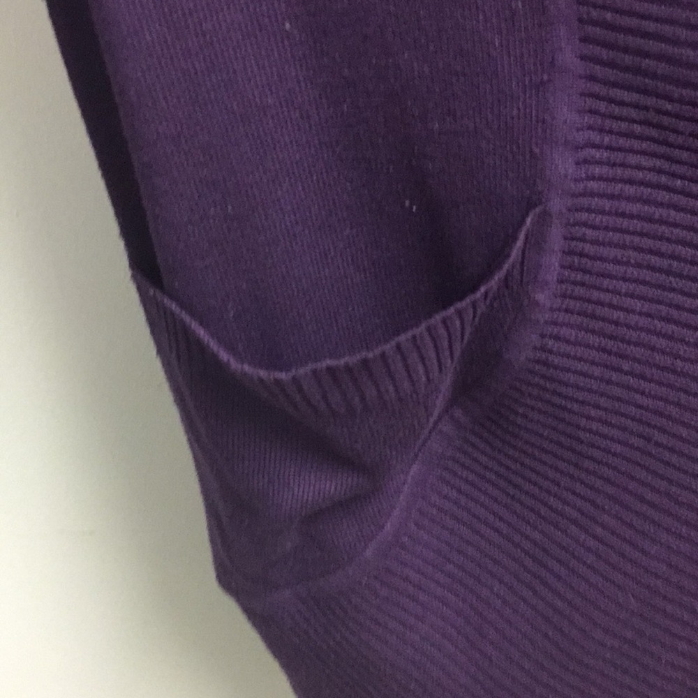 Cardigan - Picture 2 of 2